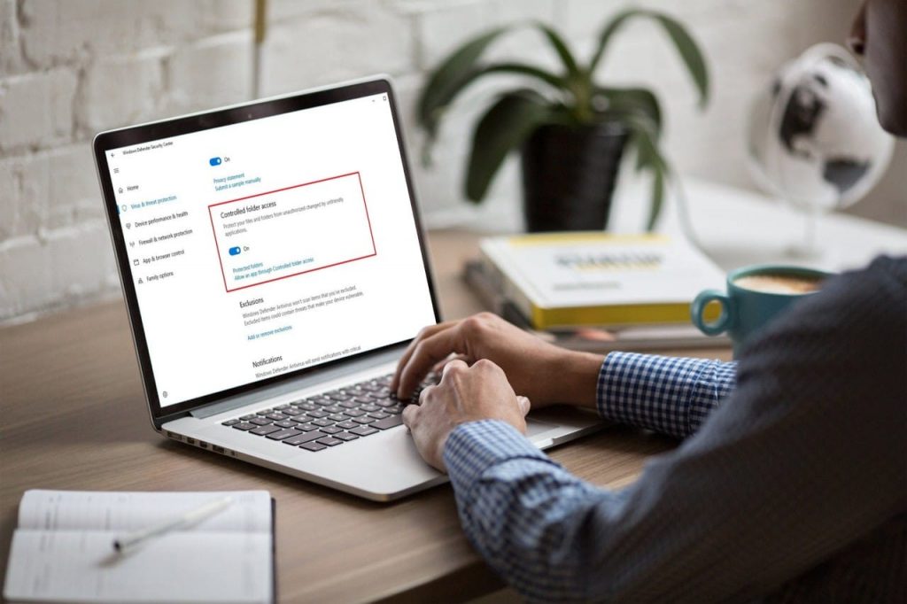 Windows Defender controlled folder access